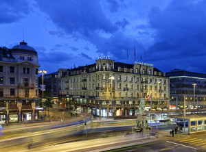 Hi_HAZRHSCH_82756803_Exterior-at-Hotel-Schweizerhof-Zurich